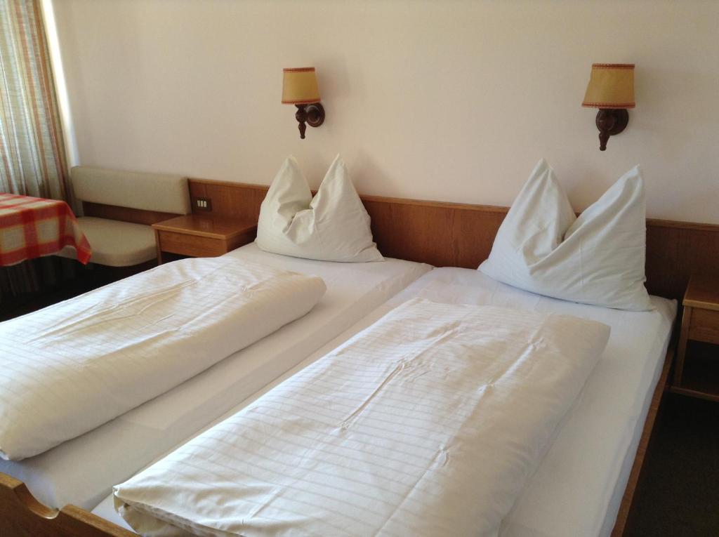 Hotel Tannerhof Merano Rum bild